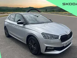 Brilliant silver metallic body / black magic pearl effect roof Used 2023 Skoda Fabia Colour Edition Hatchback | £15,900 (Fair price)