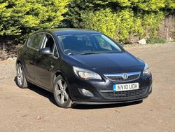 Black Used 2010 Vauxhall Astra SRi Hatchback | £1,190 (Fair price)
