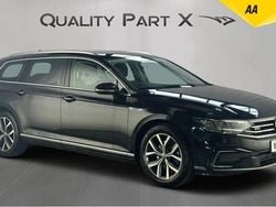 Black Used 2022 VW Passat GTE Estate | £12,140 (Good price)