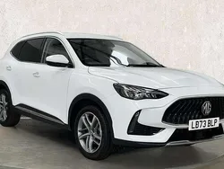 White Used 2023 MG HS Trophy SUV | £17,890 (Fair price)