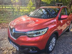 Red Used 2016 Renault Kadjar Dynamique SUV | £9,450 (Fair price)