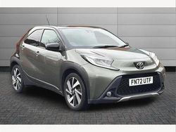 Green Used 2022 Toyota Aygo X SUV | £13,850