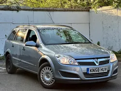 Silver Used 2008 Vauxhall Astra Estate | £1,800 (Fair price)