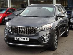 Grey Used 2017 Kia Sorento SUV | £10,985 (Good price)
