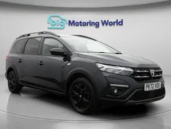 Grey Used 2022 Dacia Jogger Extreme MPV | £14,300 (Fair price)