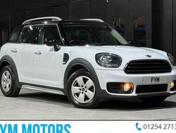 White Used 2018 Mini Cooper D Countryman SUV | £8,195 (Fair price)