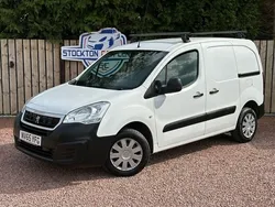 White Used 2016 Peugeot Partner S MPV | £2,995