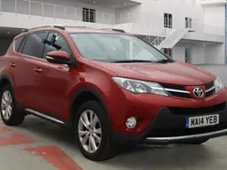 Red Used 2014 Toyota RAV4 SUV | £9,495 (Fair price)