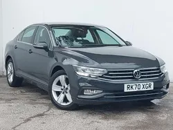 Grey Used 2020 VW Passat SE Sedan | £17,998 (Fair price)