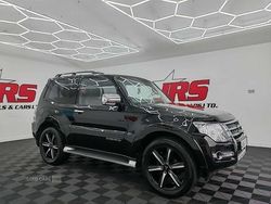 Black Used 2015 Mitsubishi Shogun SUV | £16,950 (Expensive)