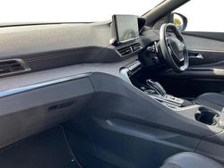 Black Used 2022 Peugeot 3008 Premium SUV | £18,995 (Fair price)