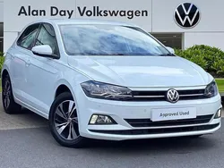 White Used 2019 VW Polo SE Hatchback | £11,600 (Fair price)