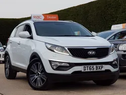White Used 2016 Kia Sportage 3 SUV | £9,995 (Fair price)