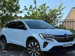 White Used 2024 Renault Austral Techno SUV | £23,772 (Good price)