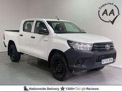 White Used 2020 Toyota HiLux Active Pickup | £17,950 (Good price)