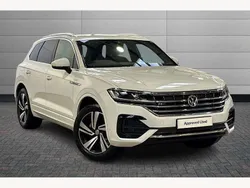 White Used 2019 VW Touareg R-line SUV | £27,991 (Fair price)
