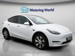 White Used 2022 Tesla Model Y Long Range AWD SUV | £23,700 (Good price)