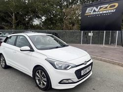 White Used 2015 Hyundai i20 SE Hatchback | £2,495