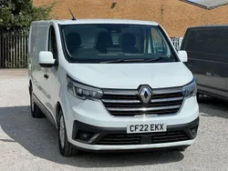 White Used 2022 Renault Trafic Van | £18,295 (Fair price)