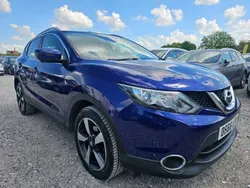 Blue Used 2016 Nissan Qashqai N-Connecta SUV | £6,995 (Good price)