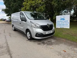 Silver Used 2015 Renault Trafic Business Van | £6,295 (Expensive)