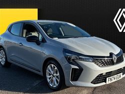 Used 2025 Renault Clio V Evolution Hatchback | £15,704 (Good price)