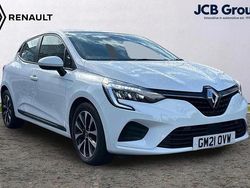 White Used 2021 Renault Clio V Iconic Hatchback | £11,299 (Good price)