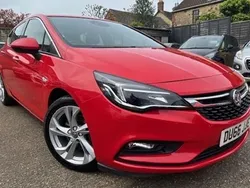 Red Used 2016 Vauxhall Astra SRi Hatchback | £4,795 (Fair price)