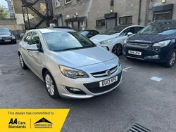 Silver Used 2013 Vauxhall Astra Hatchback | £1,889 (Fair price)