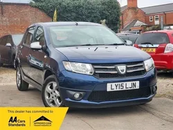 Blue Used 2015 Dacia Sandero Lauréate Hatchback | £4,000 (Fair price)