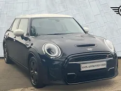 Black Used 2022 Mini Cooper S Classic Hatchback | £17,450 (Good price)