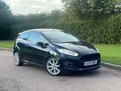 Black Used 2016 Ford Fiesta Zetec Hatchback | £4,495 (Fair price)