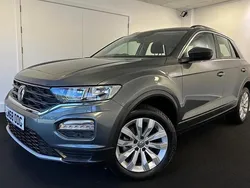 Indium grey Used 2018 VW T-Roc SE SUV | £14,992 (Fair price)