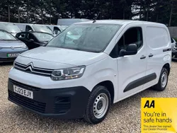 White Used 2023 Citroën Berlingo MPV | £11,000 (Good price)