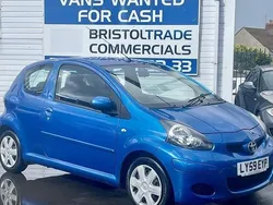 Blue Used 2010 Toyota Aygo Hatchback | £2,495 (Fair price)