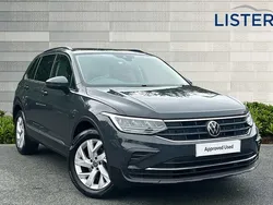 Urano grey Used 2021 VW Tiguan Life SUV | £18,890 (Fair price)