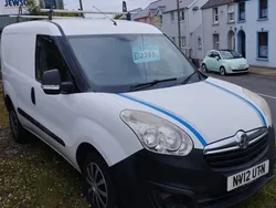 White Used 2012 Vauxhall Combo MPV | £2,450 (Good price)