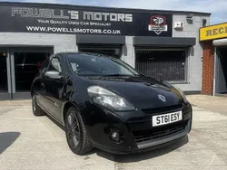Black Used 2011 Renault Clio II Dynamique Hatchback | £2,495 (Fair price)