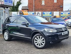 Black Used 2014 VW Touareg SE SUV | £5,795 (Fair price)