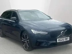 Blue New 2025 Volvo V90 Ultra Estate | £50,990 (Good price)