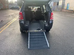 Black Used 2014 Vauxhall Zafira MPV | £4,250 (Fair price)