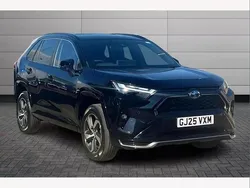 Black Used 2025 Toyota RAV4 Hybrid Design SUV | £36,995 (Fair price)