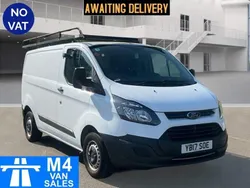 White Used 2017 Ford Transit Custom Van | £12,995 (Fair price)