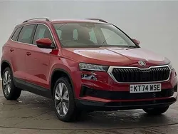 Velvet red metallic Used 2025 Skoda Karoq SE L SUV | £26,650 (Fair price)