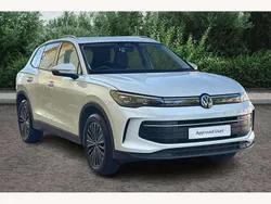 White Used 2024 VW Tiguan Match SUV | £29,895 (Good price)