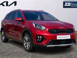 Red Used 2022 Kia Niro 3 SUV | £19,995 (Fair price)