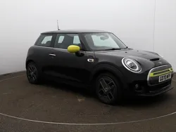 Used 2021 Mini Cooper SE Hatch Hatchback | £11,200 (Fair price)