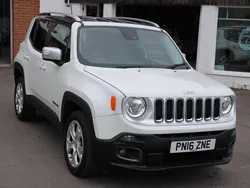 White/black Used 2016 Jeep Renegade Limited SUV | £11,045 (Fair price)