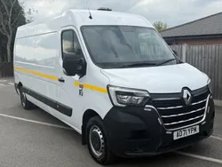 White Used 2022 Renault Master Van | £10,000