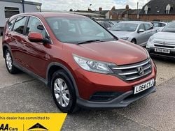 Red Used 2014 Honda CR-V S SUV | £7,995 (Fair price)